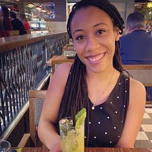 Meet your Posher, Luci